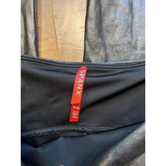 Spanx Black Fuax Leather Womens Pull On Casual Legging Size M - Picture 2 of 5